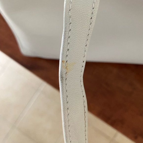 Giorgio Armani Vintage White Purse - Picture 3 of 7